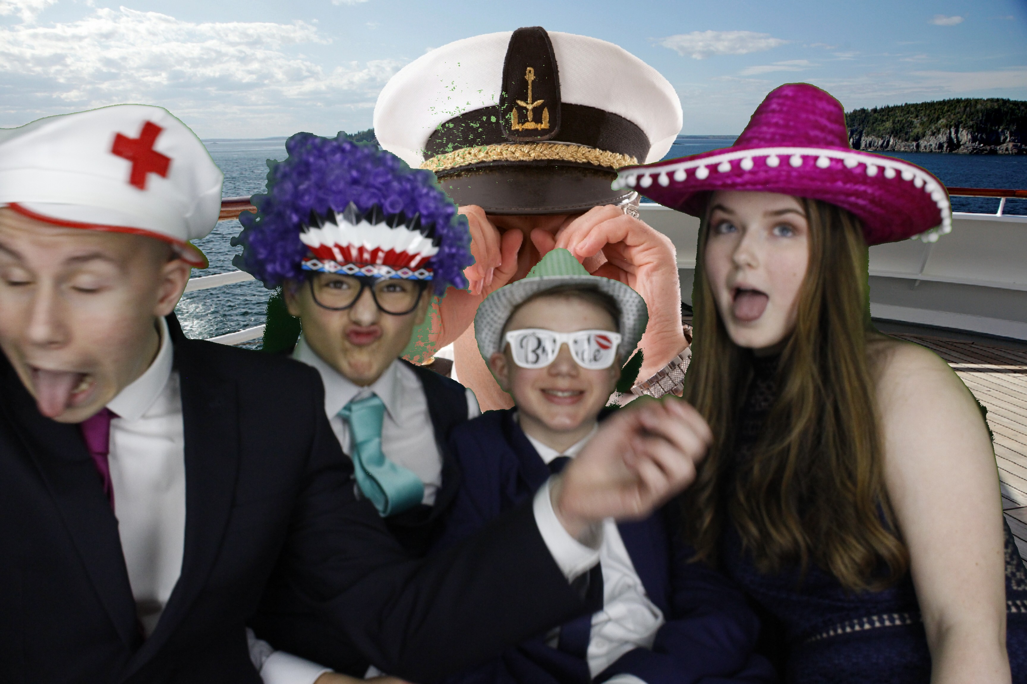 Mr & Mrs Mills | View more photos from the event at gallery.myphotoboothexperience.co.uk/u/MyPhotoBoothExperienceLtd/Mr-Mrs-Mills